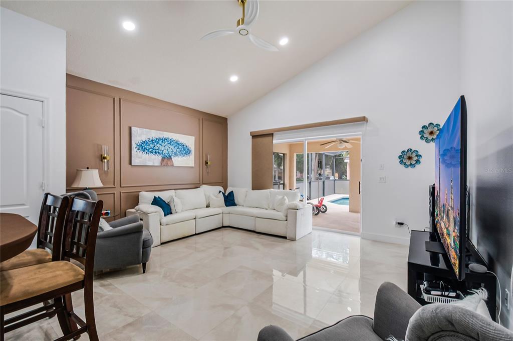 1228 Sandy Ridge Drive Davenport, FL 33896 - Photo 15 of 40