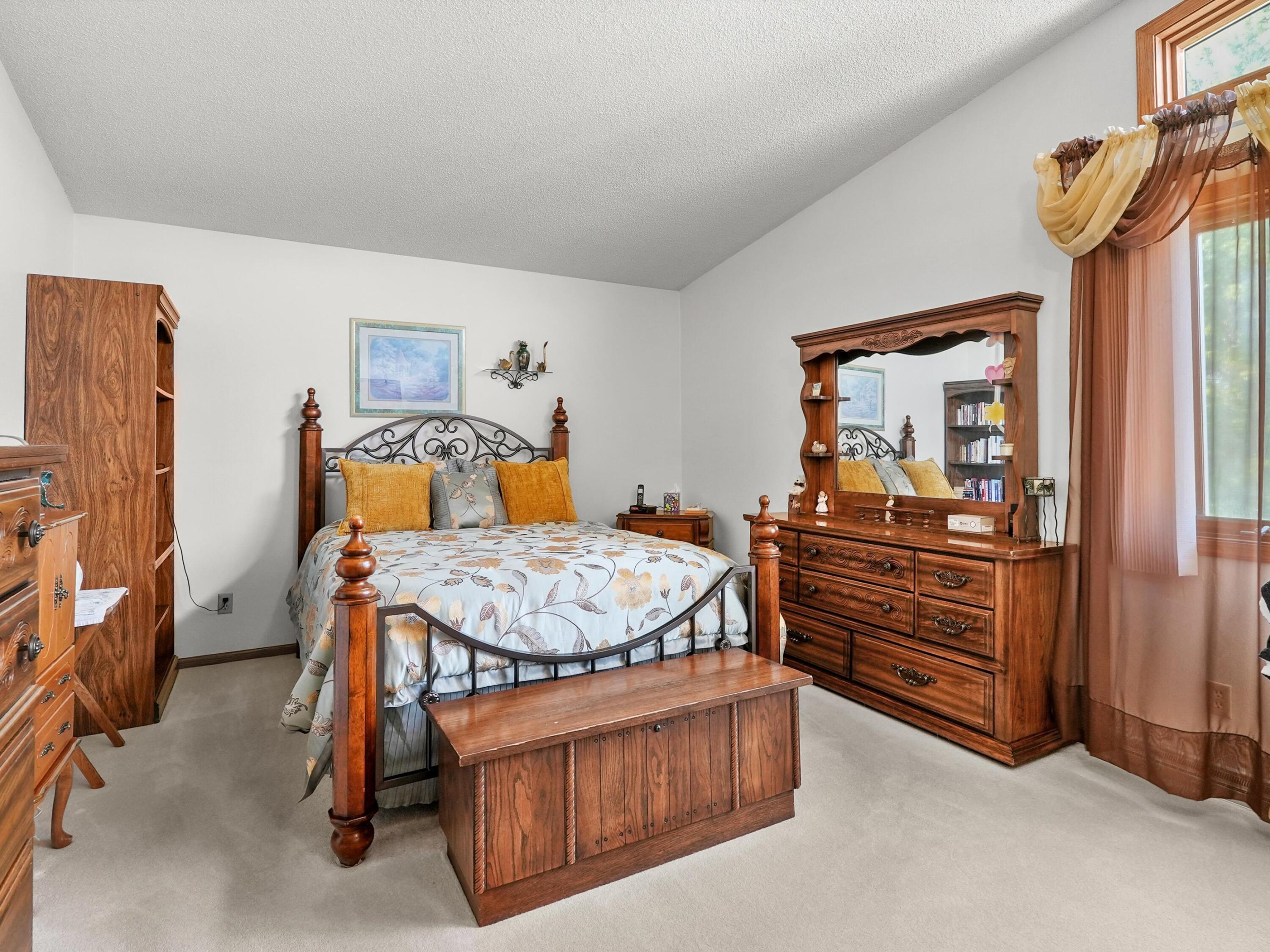 2810 44th Street Two Rivers, WI 54241 - Photo 30 of 50 33-DSC09592