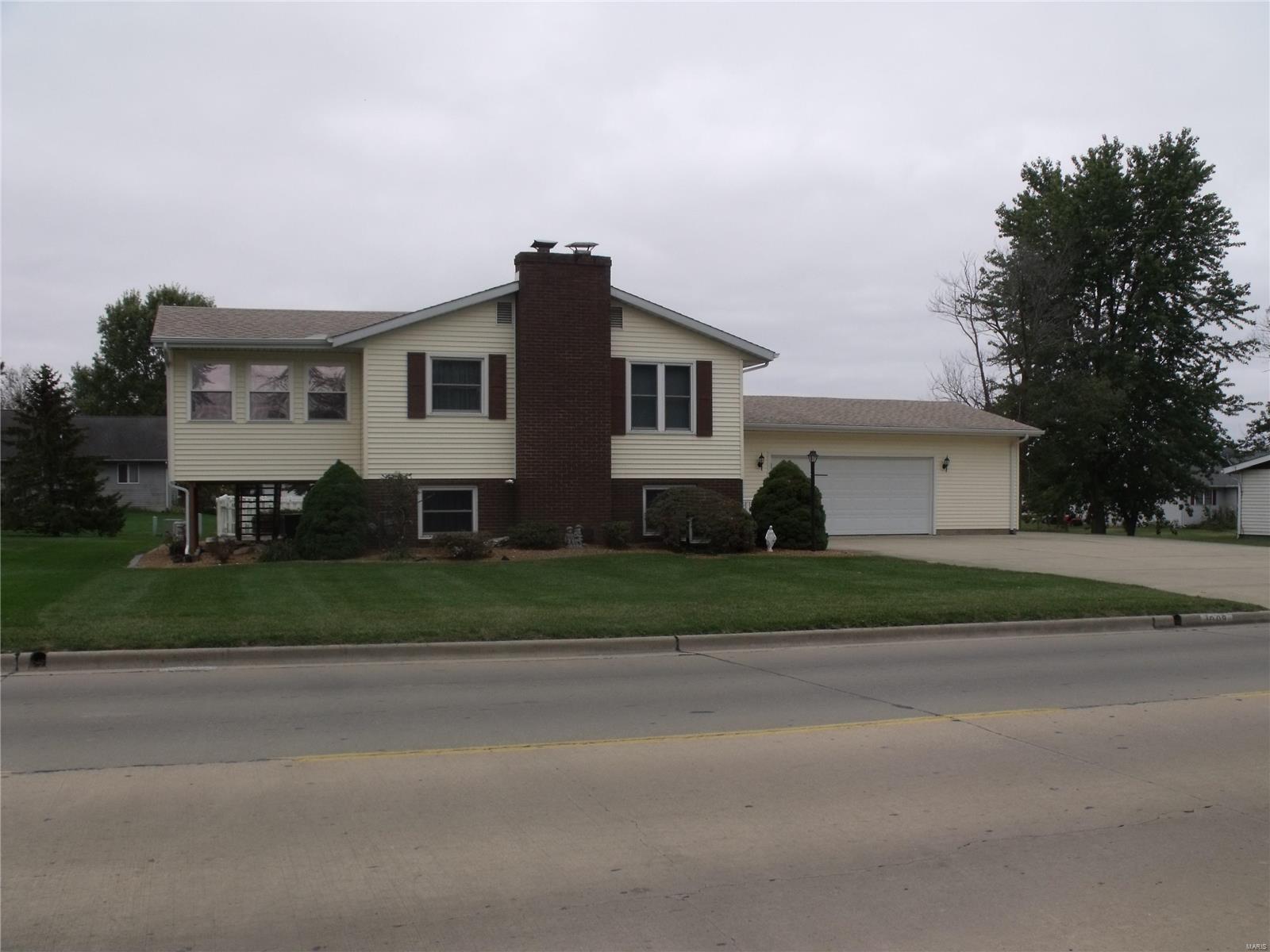 1008 West County Road Jerseyville, IL 62052 - Photo 1 of 24 Gallery Image 1
