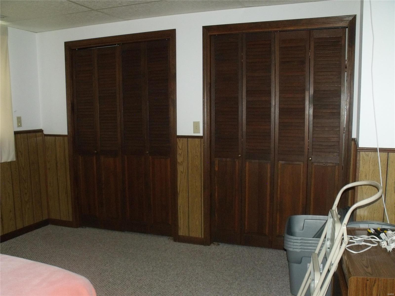 1008 West County Road Jerseyville, IL 62052 - Photo 21 of 24 Gallery Image 21