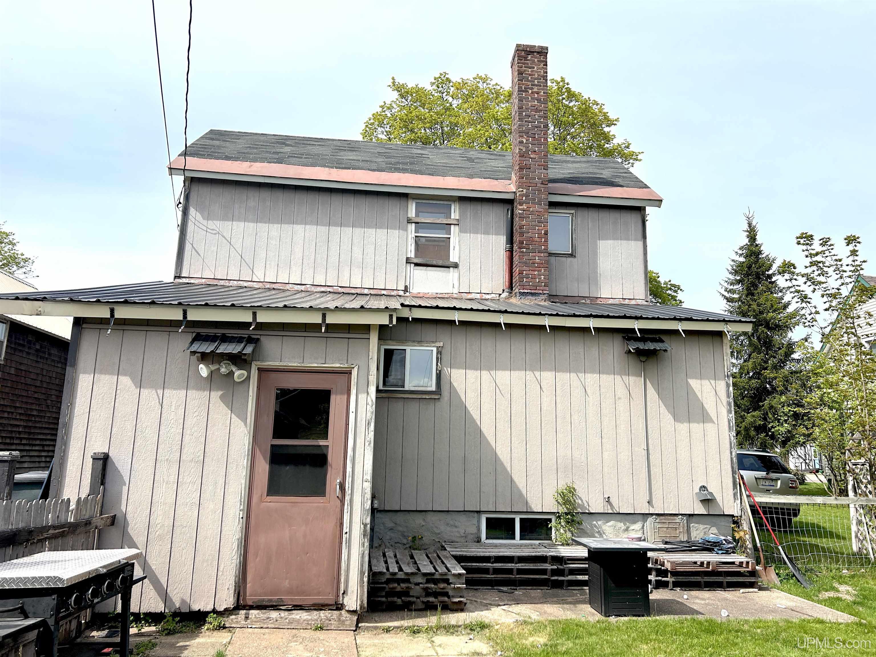 746 Maurice Street Ishpeming, MI 49849 - Photo 4 of 31