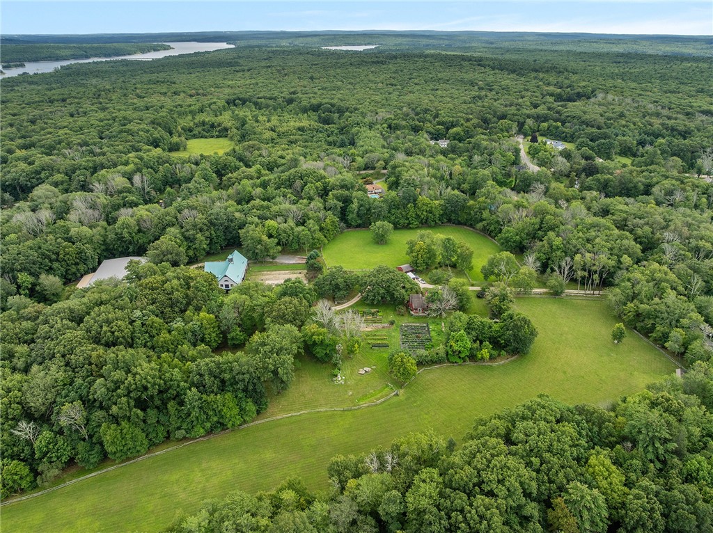150 Trimtown Road Scituate, RI 02857 - Photo 4 of 50 Gallery Image 4