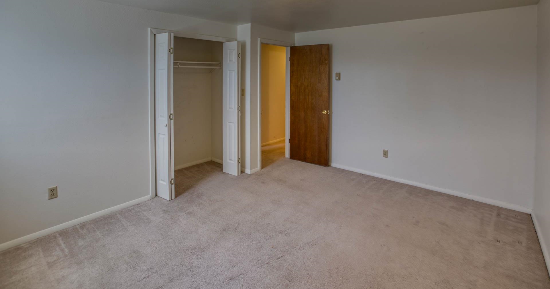 1179 17 Road Fruita, CO 81521 - Photo 11 of 36 a view of an empty room and closet area