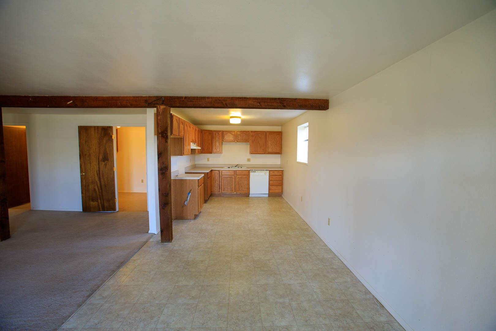 1179 17 Road Fruita, CO 81521 - Photo 15 of 36 a view of a hallway with a livingroom