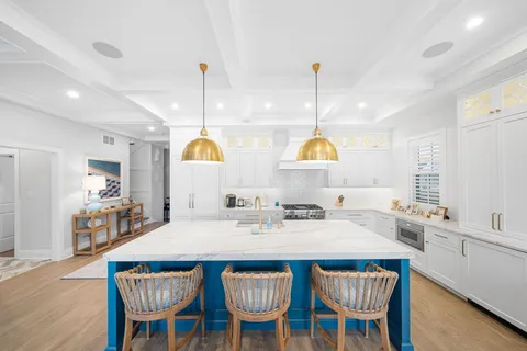 $9,999,000 | 10521 Golden Gate Drive, Stone Harbor, NJ 08247