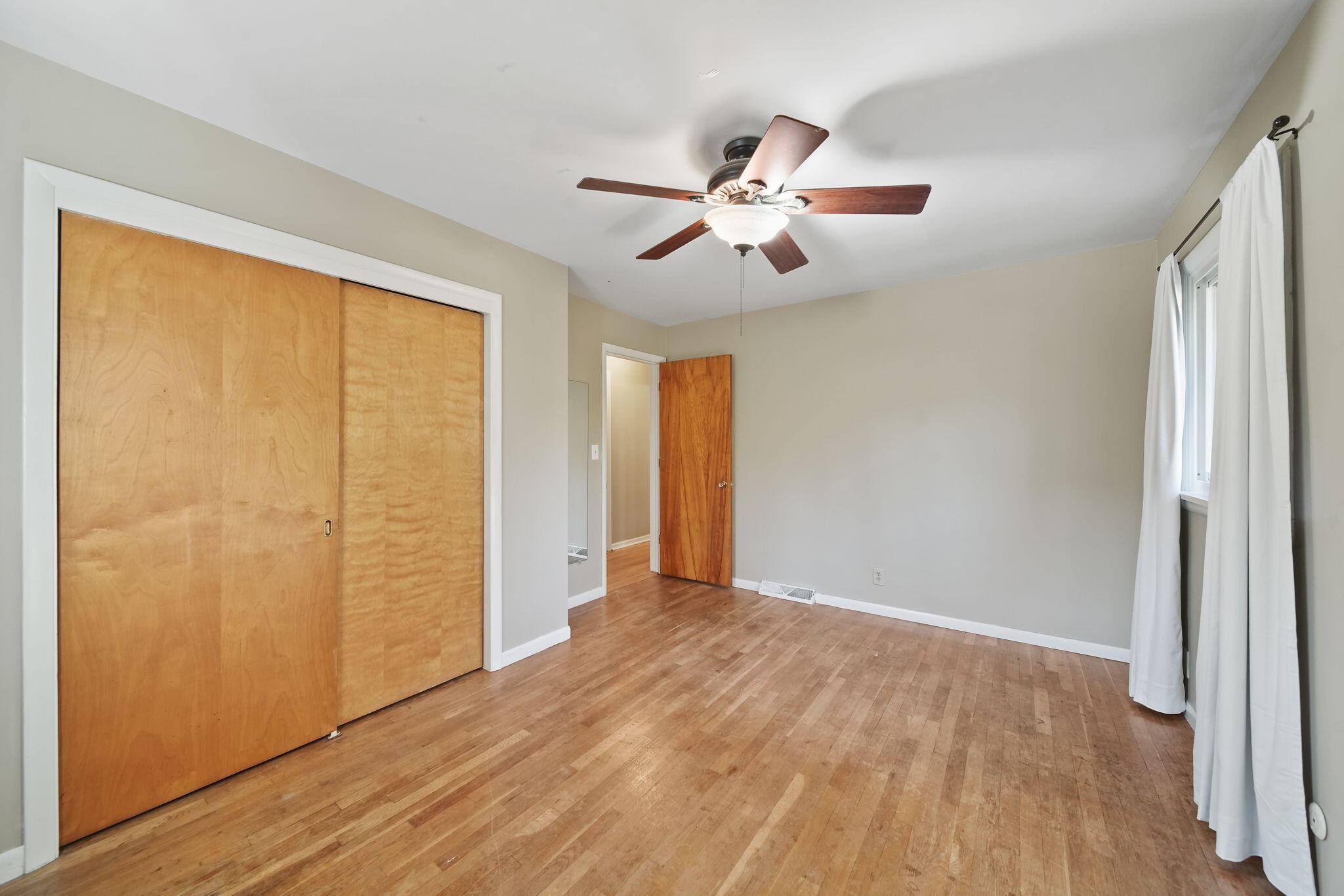 707 Leo Road Jackson, MI 49203 - Photo 10 of 46 11-web-or-mls-DSC05316