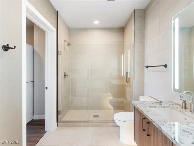 $4,650 | 2460 East Serene Avenue, Unit 509, Henderson, NV 89074