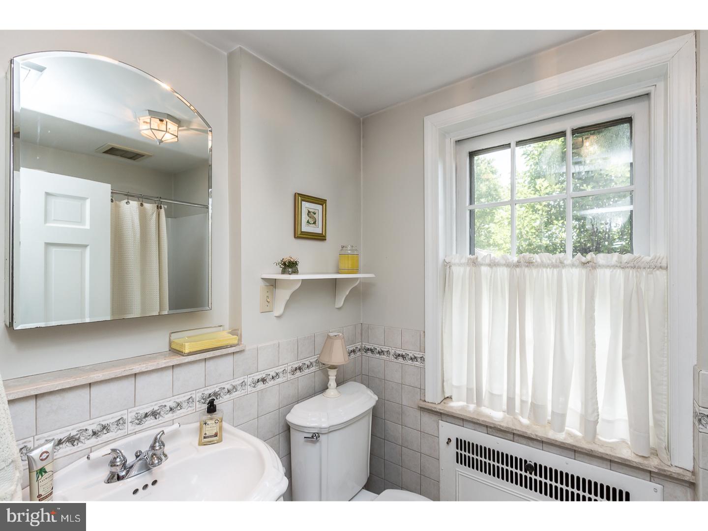 1012 Hampstead Road Wynnewood, PA 19096 - Photo 21 of 25