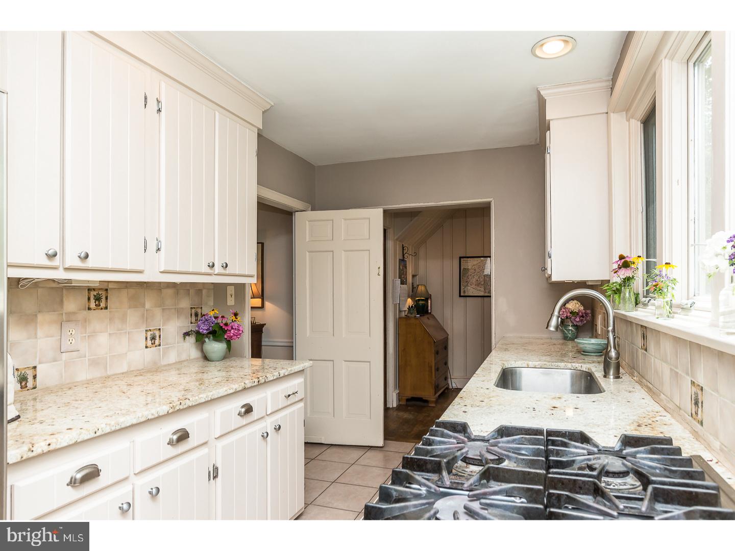 1012 Hampstead Road Wynnewood, PA 19096 - Photo 5 of 25