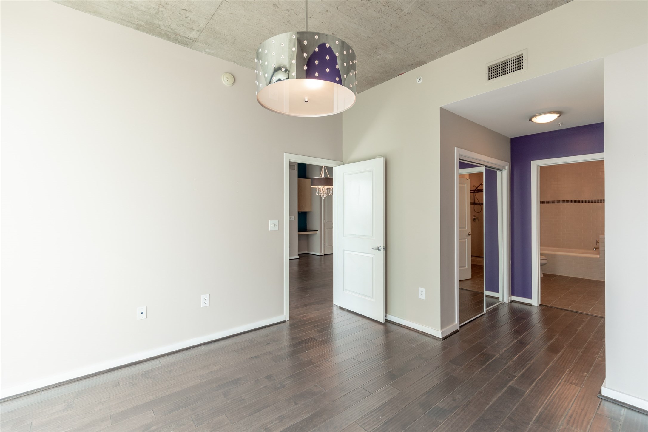 5925 Almeda Road, Unit 11814 Houston, TX 77004 - Photo 20 of 41 View from Master bedroom looking towards the Living/Dining area and Master bath area