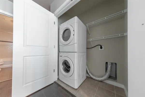 $3,100 | 5925 Almeda Road, Unit 11814, Houston, TX 77004