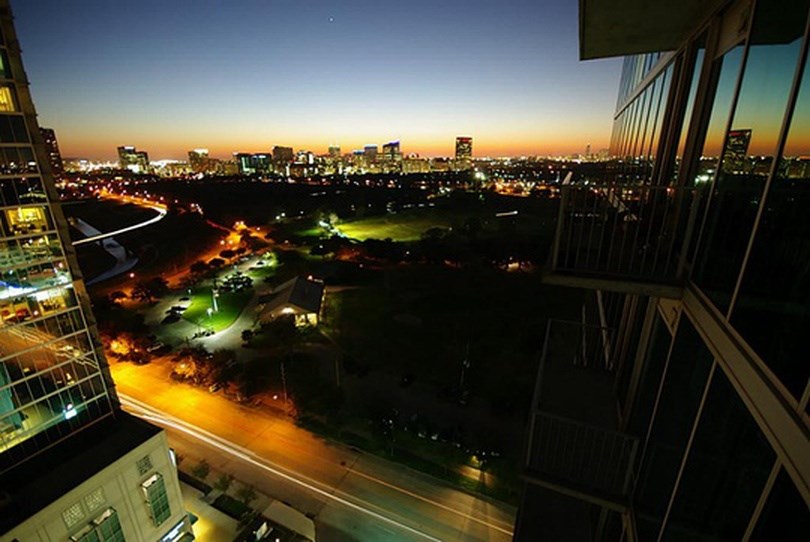 5925 Almeda Road, Unit 11814 Houston, TX 77004 - Photo 3 of 41 Perfect place to watch the beautiful twilight and the city lights as the sun fades away..