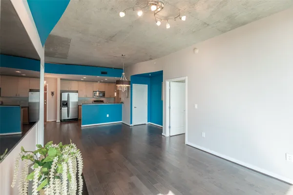 $3,100 | 5925 Almeda Road, Unit 11814, Houston, TX 77004