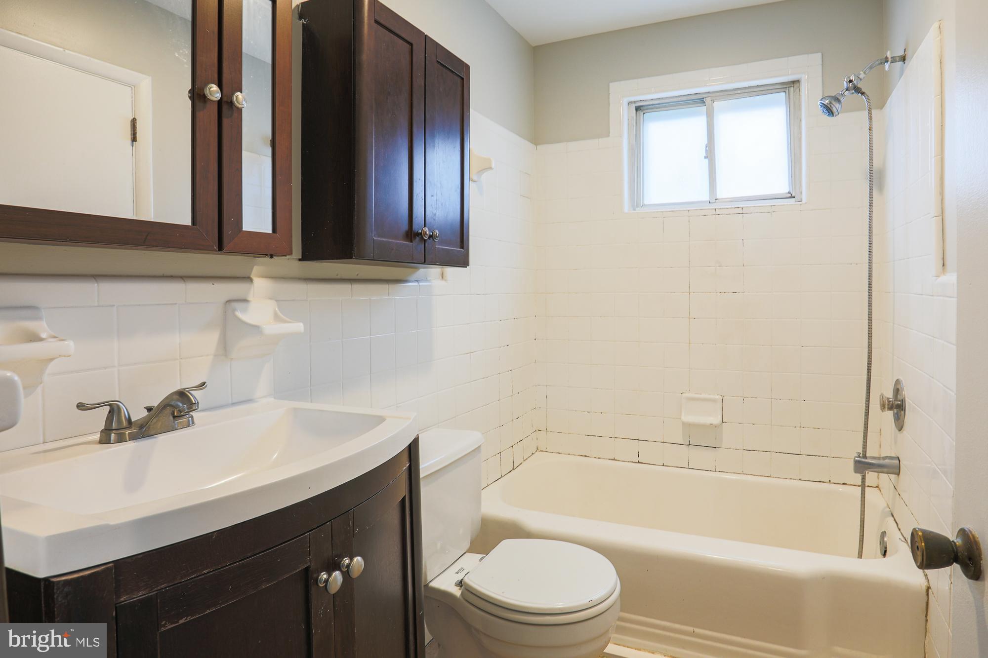 4605 Forge Road Perry Hall, MD 21128 - Photo 20 of 29 Bathroom