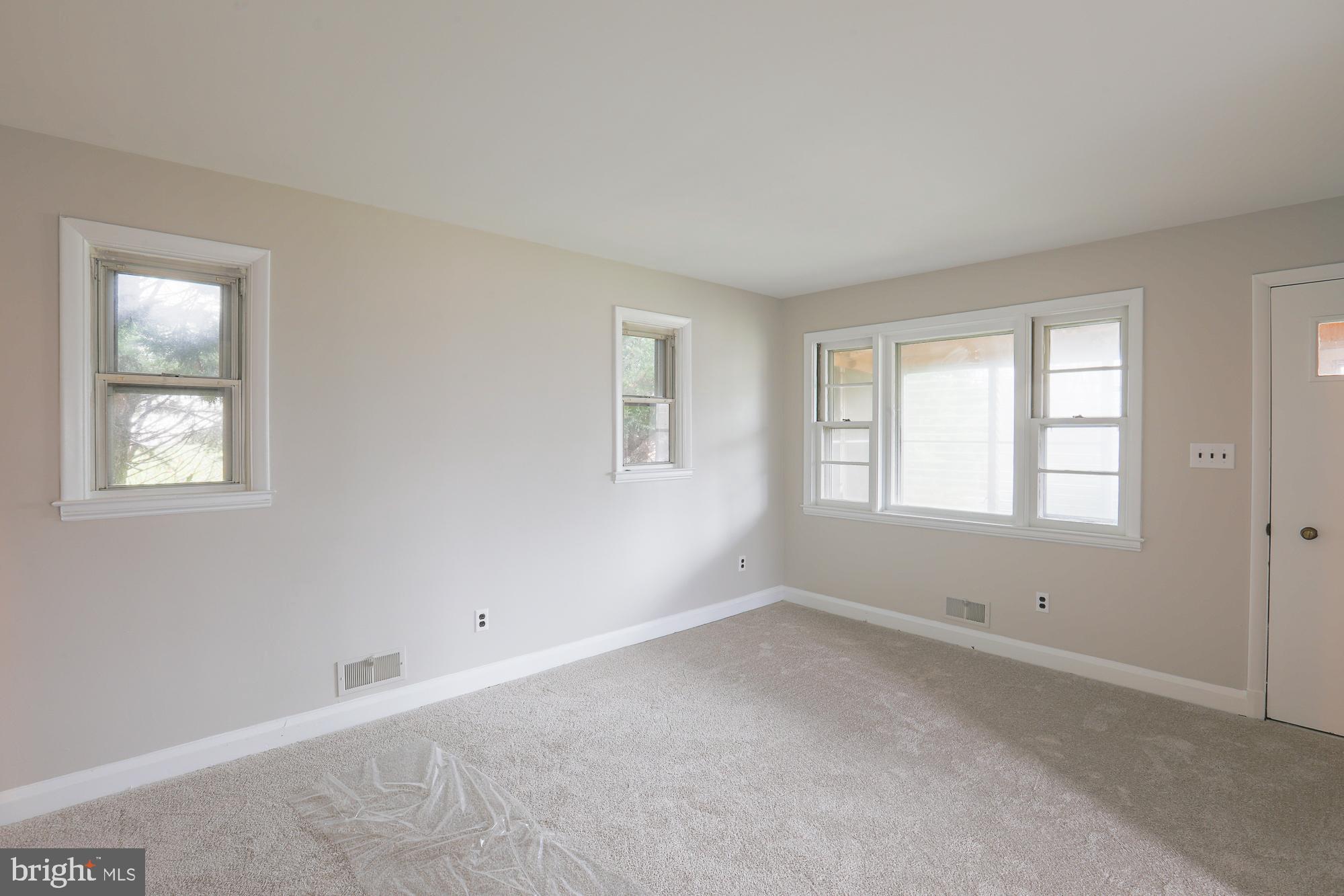 4605 Forge Road Perry Hall, MD 21128 - Photo 6 of 29 Living Room