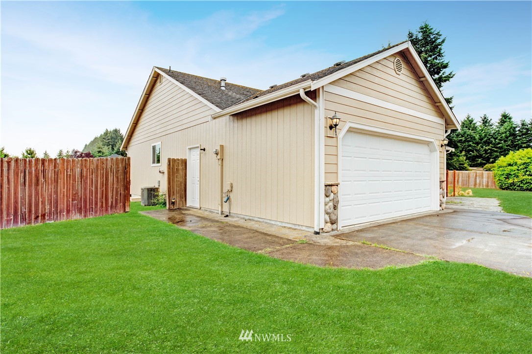 17642 Pendleton Street Southwest Rochester, WA 98579 - Photo 27 of 30