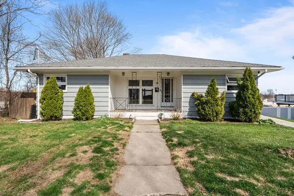 $450,000 | 19 South Long Street, Johnston, RI 02919