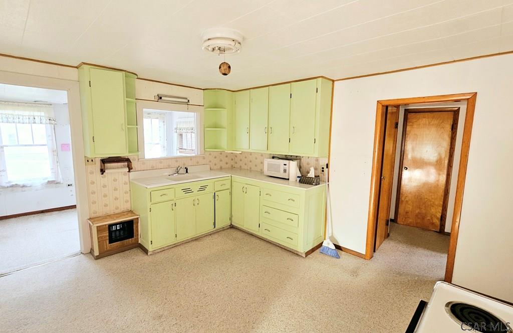 308 Palestine Road Salix, PA 15952 - Photo 9 of 14