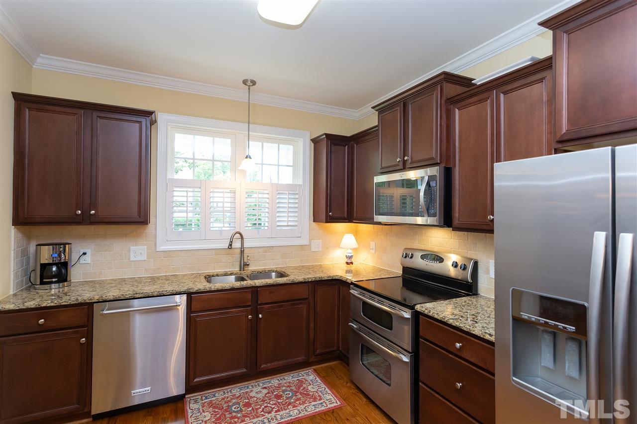 3029 Englefield Drive Raleigh, NC 27615 - Photo 5 of 28