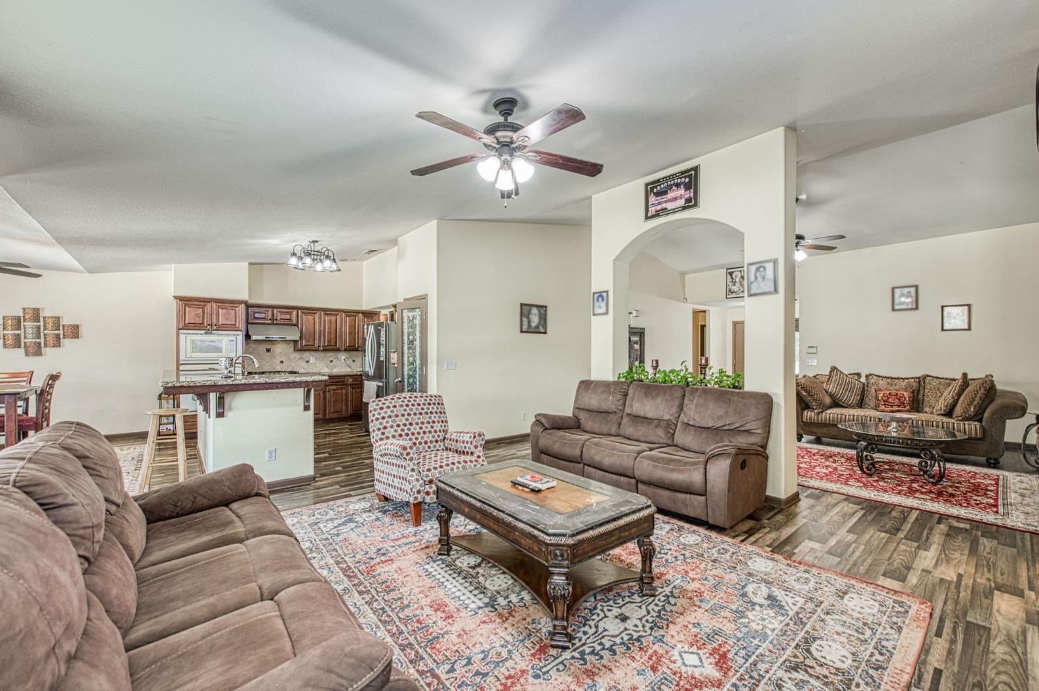1135 Rafer Johnson Drive Kingsburg, CA 93631 - Photo 6 of 55
