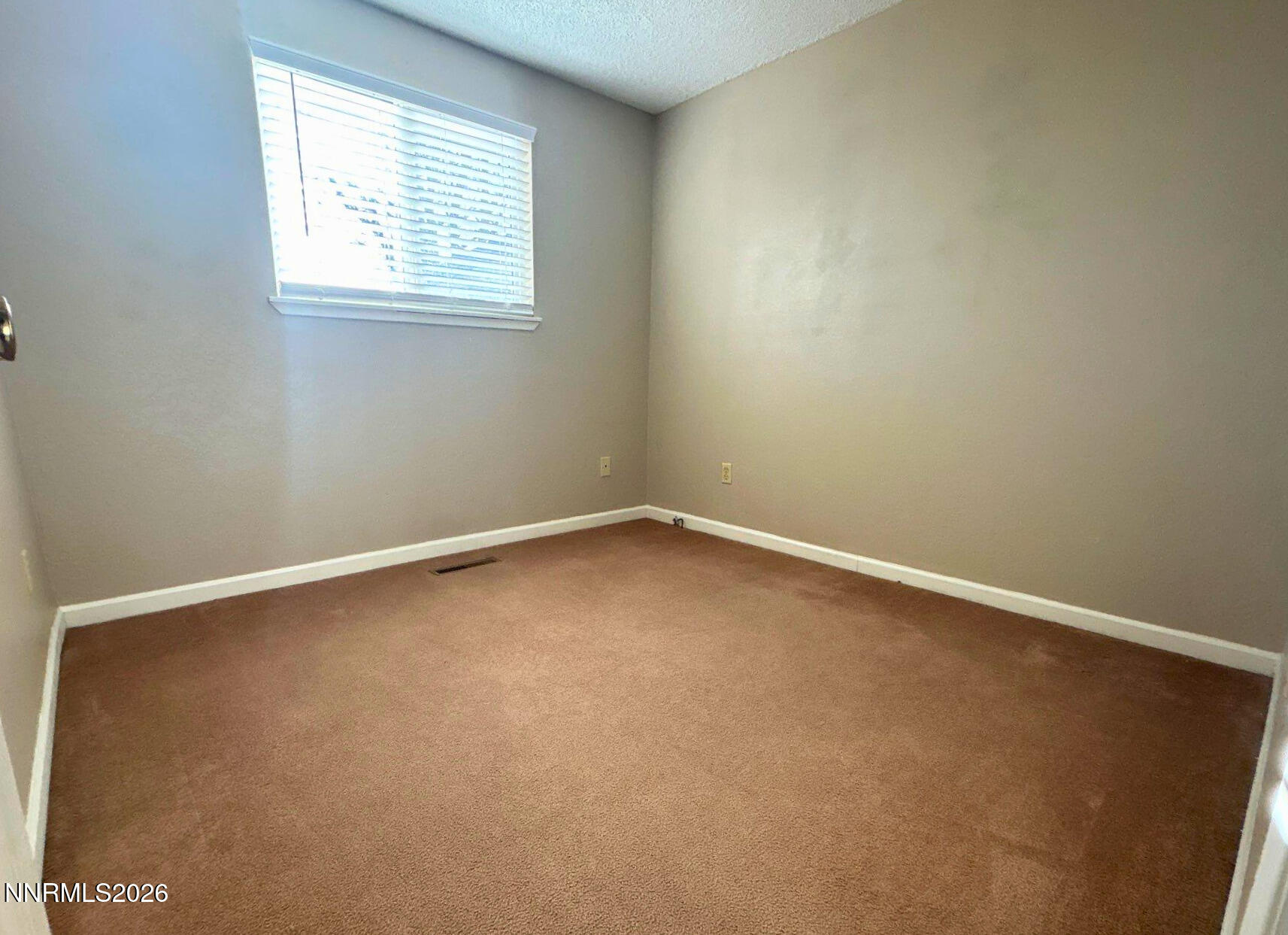 415 Sycamore Street Fernley, NV 89408 - Photo 8 of 18 afafa379-9ebd-47a9-9946-6580239c441b