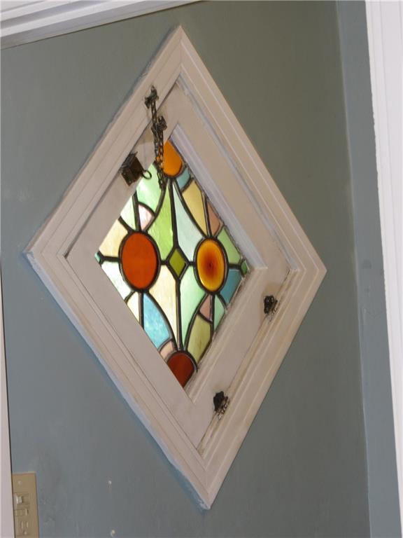 1322 Powers Run Road Pittsburgh, PA 15238 - Photo 16 of 21 An artistic touch reflective of this elegant home.