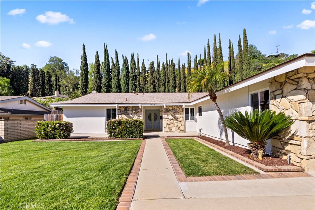 1869 Morning Canyon Road Diamond Bar, CA 91765 - Photo 4 of 45