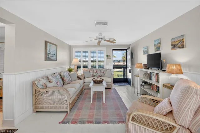 $480,000 | 611 East Palm Avenue, Unit J40, Goodland, FL 34140