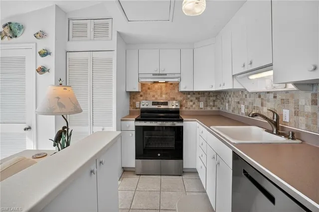 $480,000 | 611 East Palm Avenue, Unit J40, Goodland, FL 34140