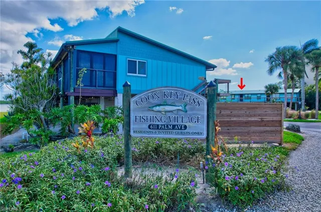 $480,000 | 611 East Palm Avenue, Unit J40, Goodland, FL 34140