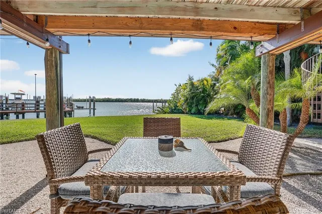 $480,000 | 611 East Palm Avenue, Unit J40, Goodland, FL 34140