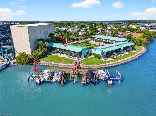 $480,000 | 611 East Palm Avenue, Unit J40, Goodland, FL 34140