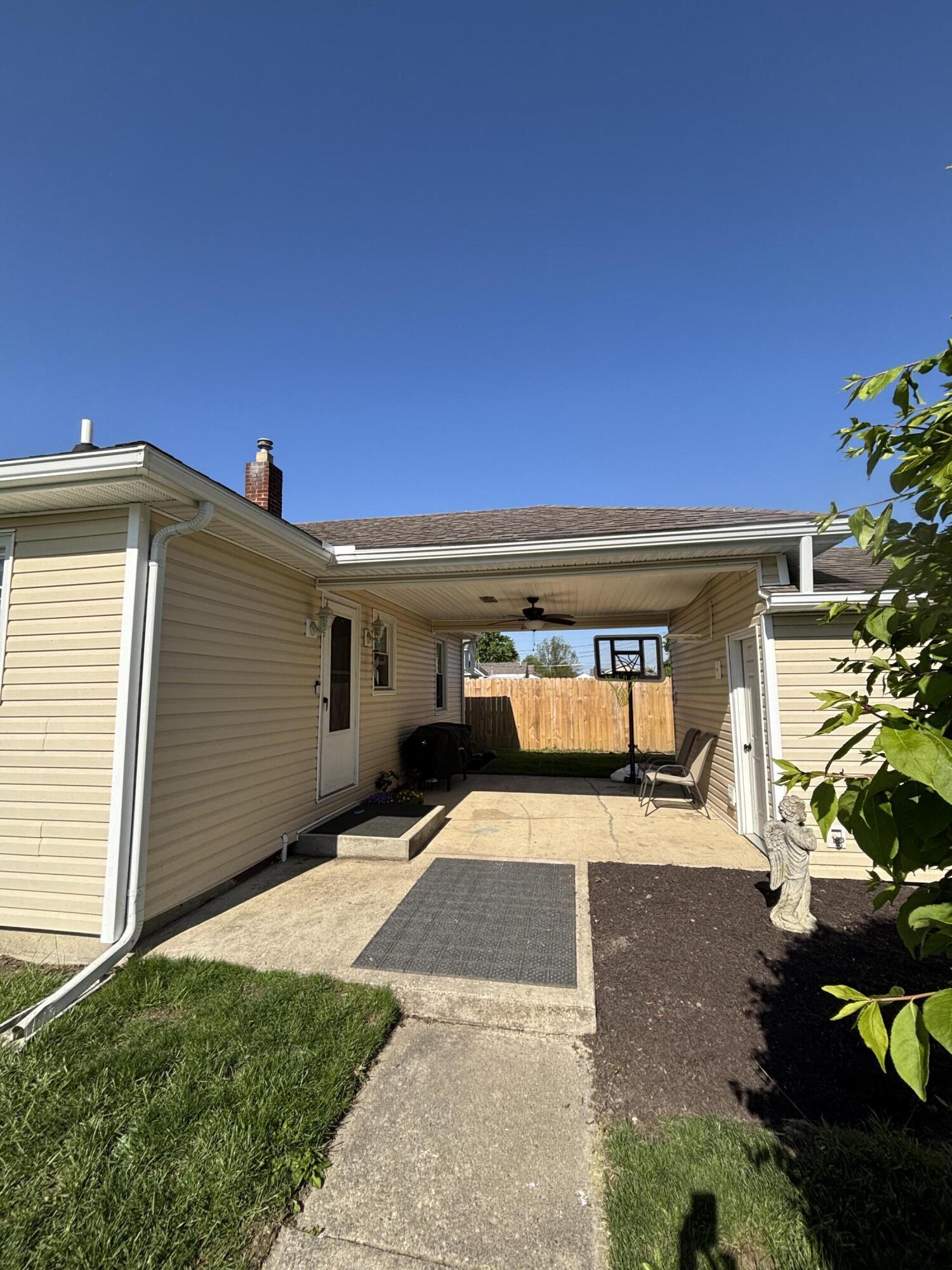 1002 West Spring Street St. Marys, OH 45885 - Photo 3 of 18