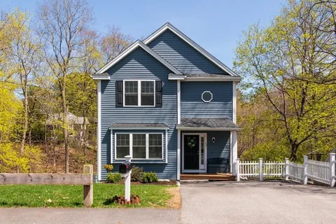 $749,000 | 52 Lakehurst Avenue, Weymouth, MA 02189