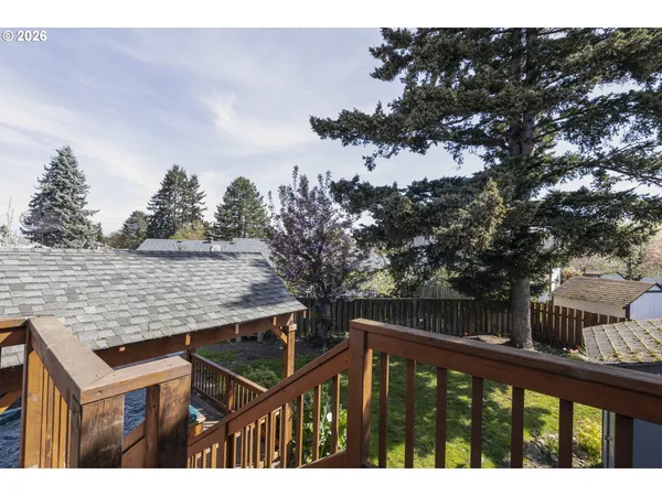 $489,900 | 1022 Northeast 196th Avenue, Portland, OR 97230