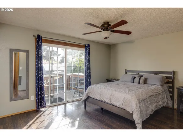 $489,900 | 1022 Northeast 196th Avenue, Portland, OR 97230