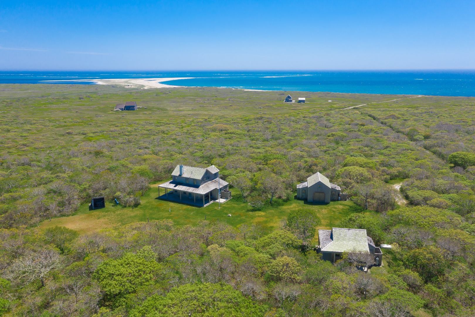 94-21 Tuckernuck Nantucket, MA 02554 - Photo 1 of 20 a view of an ocean