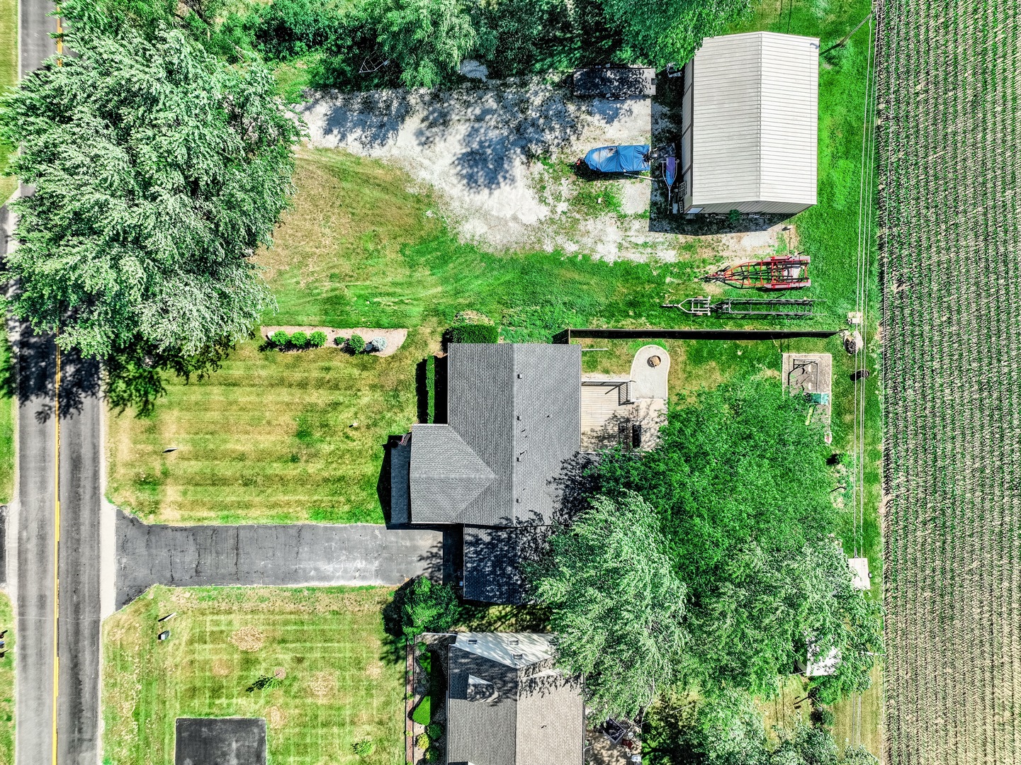 3248 River Road Kankakee, IL 60901 - Photo 31 of 32 an aerial view of house with yard