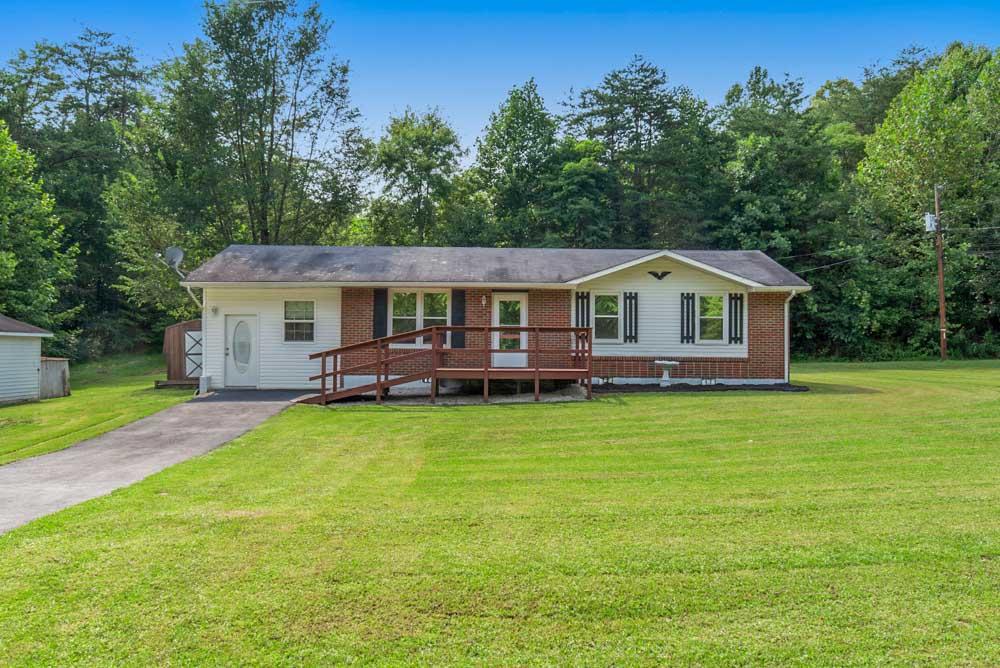 667 Boone Creek Road Stanton, KY 40380 - Photo 1 of 33 DSC_1870