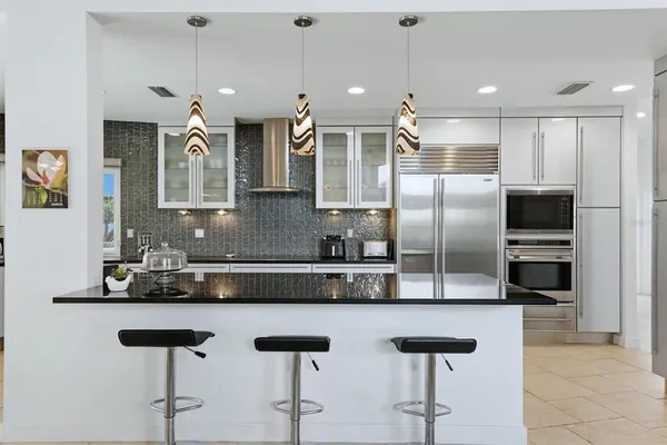 $950,000 | 3906 Spyglass Hill Road, Sarasota, FL 34238