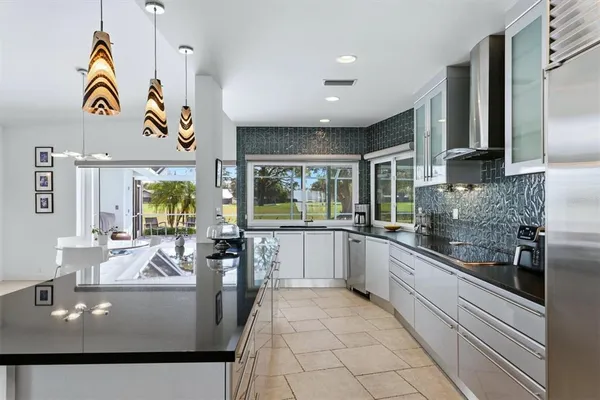 $950,000 | 3906 Spyglass Hill Road, Sarasota, FL 34238