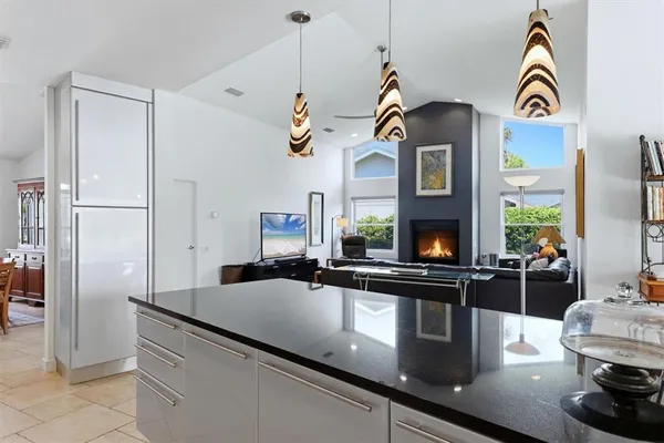 $950,000 | 3906 Spyglass Hill Road, Sarasota, FL 34238