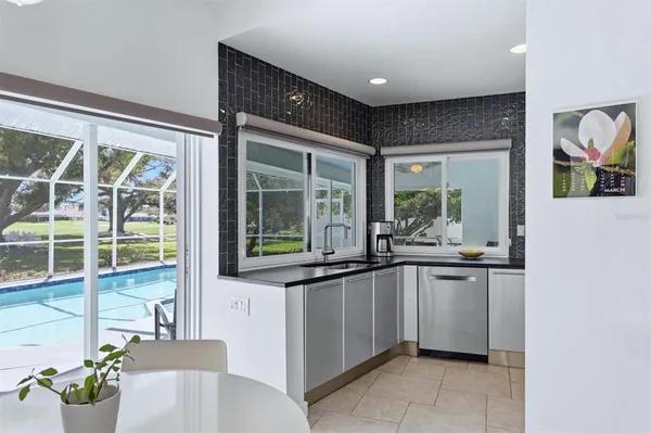 $950,000 | 3906 Spyglass Hill Road, Sarasota, FL 34238