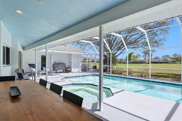 $950,000 | 3906 Spyglass Hill Road, Sarasota, FL 34238