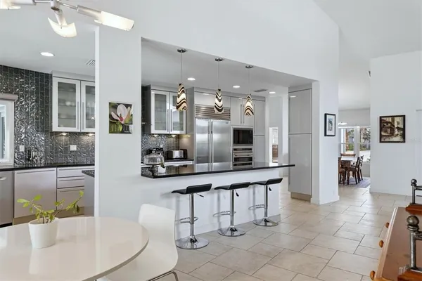 $950,000 | 3906 Spyglass Hill Road, Sarasota, FL 34238