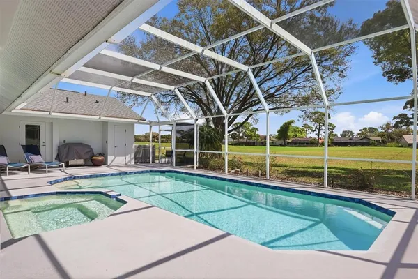 $950,000 | 3906 Spyglass Hill Road, Sarasota, FL 34238