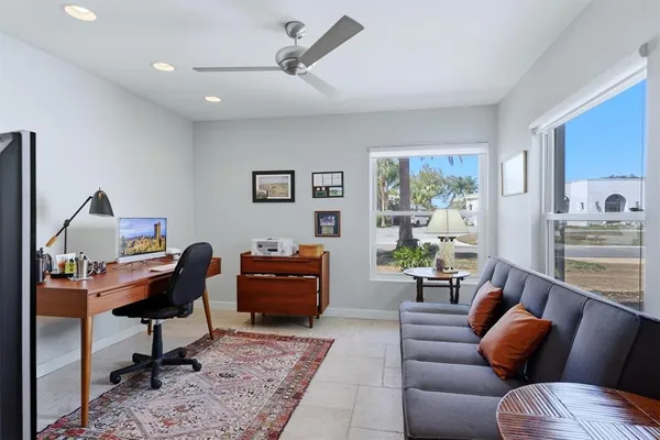 $950,000 | 3906 Spyglass Hill Road, Sarasota, FL 34238