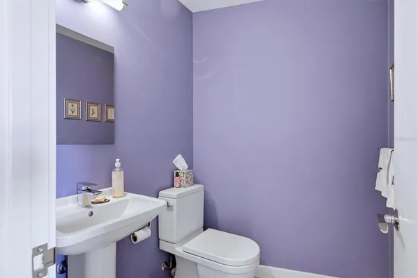 $950,000 | 3906 Spyglass Hill Road, Sarasota, FL 34238