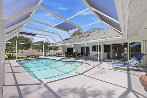 $950,000 | 3906 Spyglass Hill Road, Sarasota, FL 34238