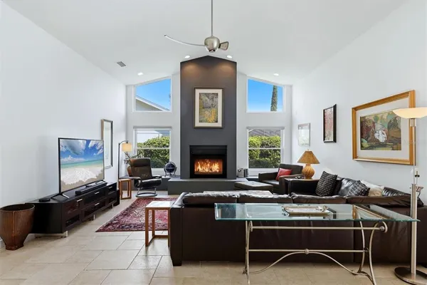 $950,000 | 3906 Spyglass Hill Road, Sarasota, FL 34238